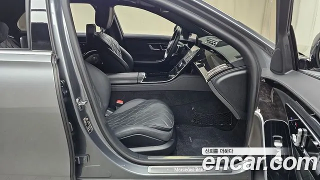 Mercedes-Benz S-Class — Фото автомобиля 23