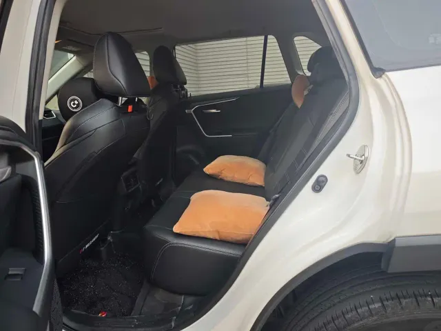Toyota Wildlander — Фото автомобиля 14
