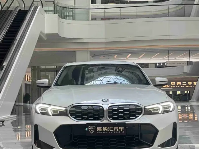 BMW 3 Series — Фото автомобиля 2