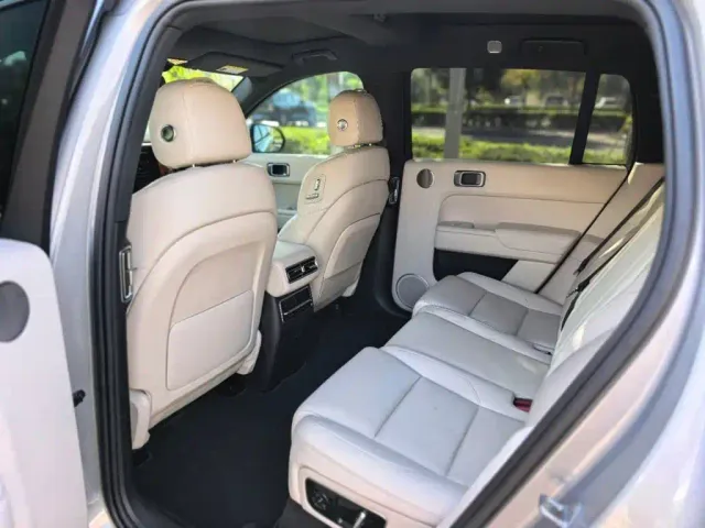 Li Auto L7 — Фото автомобиля 5