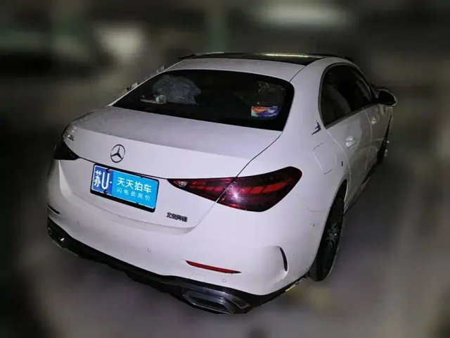 Mercedes-Benz C-Class — Фото автомобиля 2