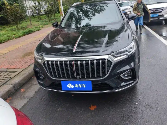 Hongqi HS5 — Фото автомобиля 2