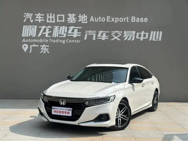 Honda Accord — Фото автомобиля 4