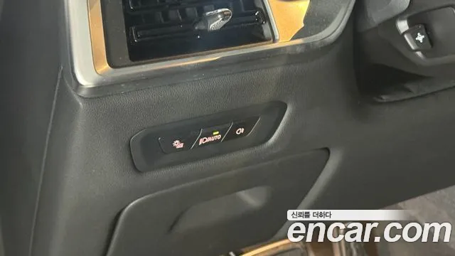 BMW X6 xDrive40i M Sport — Фото автомобиля 12