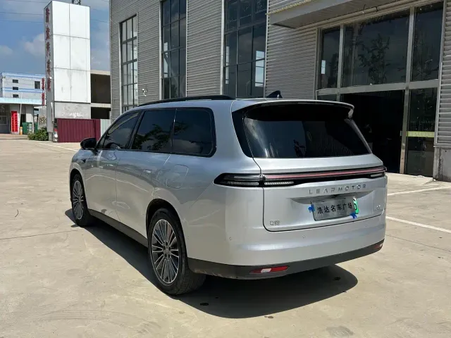 Leapmotor C16 — Фото автомобиля 10