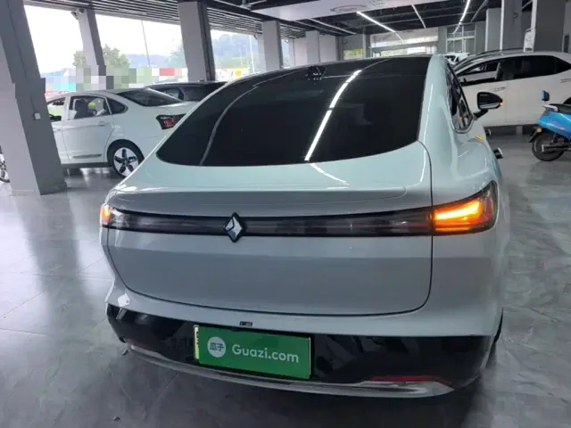 Baojun Xiangjing — Фото автомобиля 5