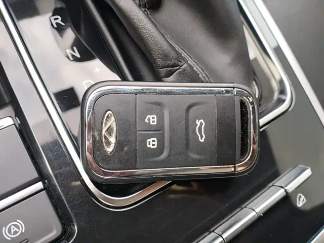 Chery Tiggo 8 — Фото автомобиля 8