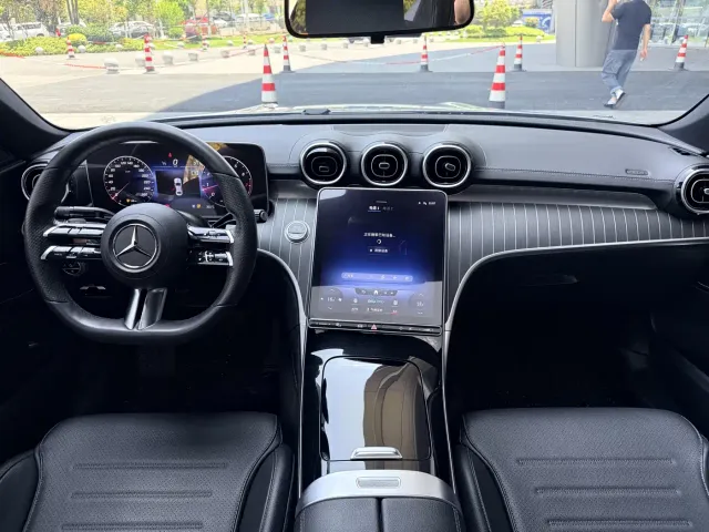 Mercedes-Benz C-Class — Фото автомобиля 11