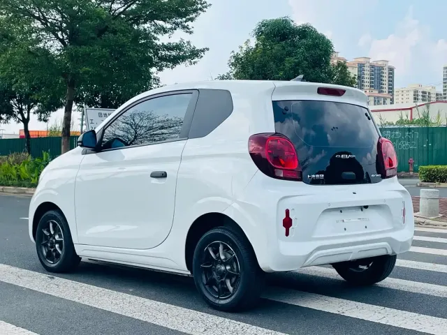 Roewe Kaiwei CLEVER 2022 311km Vitality Bobo Edition — Фото автомобиля 7