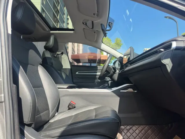 Geely Emgrand — Фото автомобиля 10