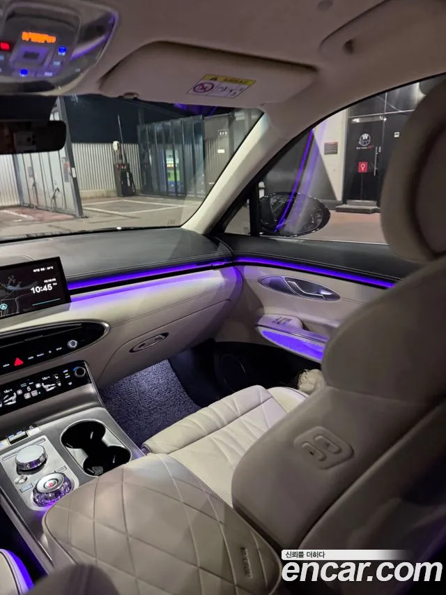 Genesis GV70 — Фото автомобиля 8
