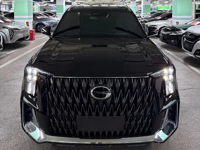 GAC Trumpchi GS8 — Фото автомобиля 2