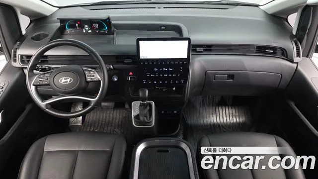 Hyundai Staria — Фото автомобиля 10