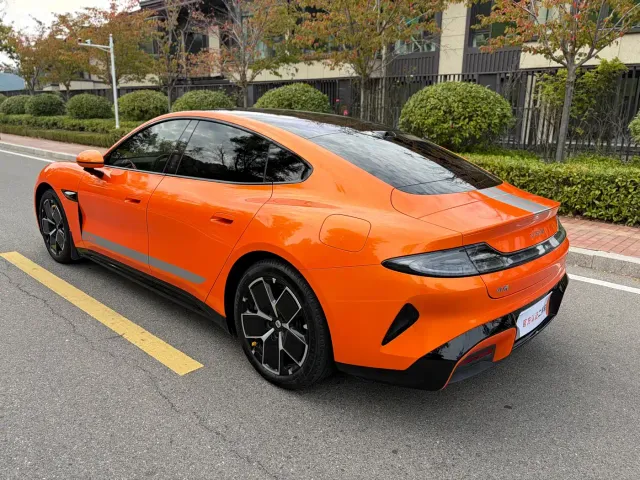 Xiaomi SU7 — Фото автомобиля 5