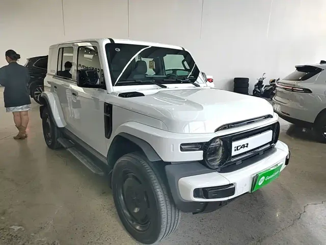 iCAR V23 — Фото автомобиля 3