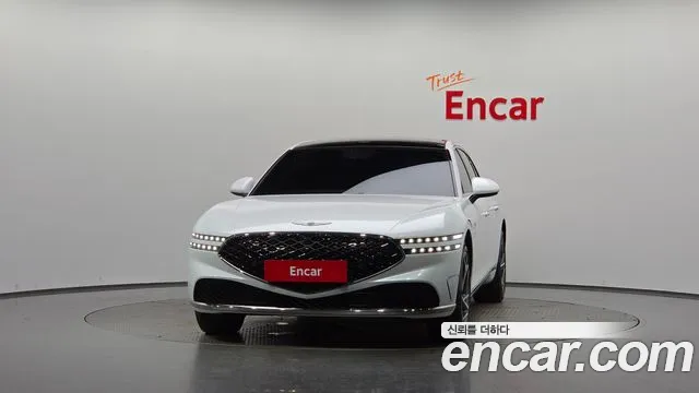 Фотография автомобиля — Genesis G90 G90 (RS4) Бензин 3.5 турбо AWD