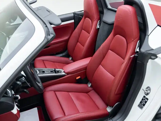 Porsche 718 — Фото автомобиля 14