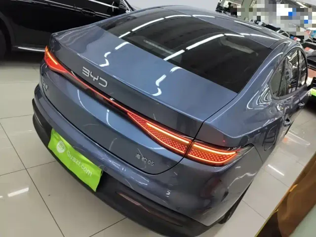 BYD Seal 05 DM-i — Фото автомобиля 6