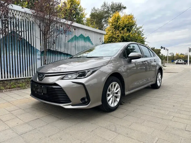 Фотография автомобиля — Toyota Corolla