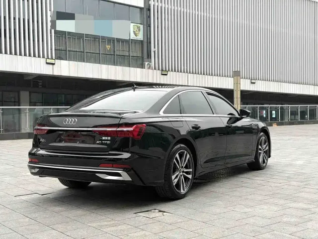 Audi A6L — Фото автомобиля 4
