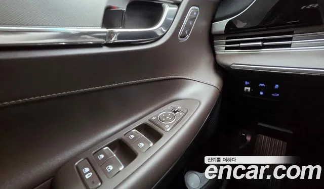 Hyundai Grandeur Grandeur (New) Hybrid — Фото автомобиля 11