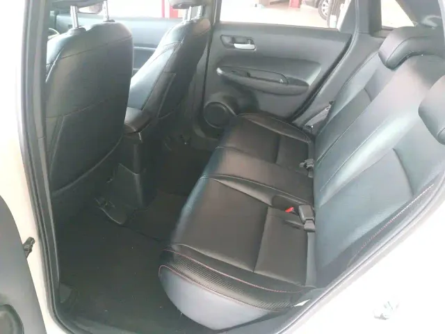 Honda Fit — Фото автомобиля 16