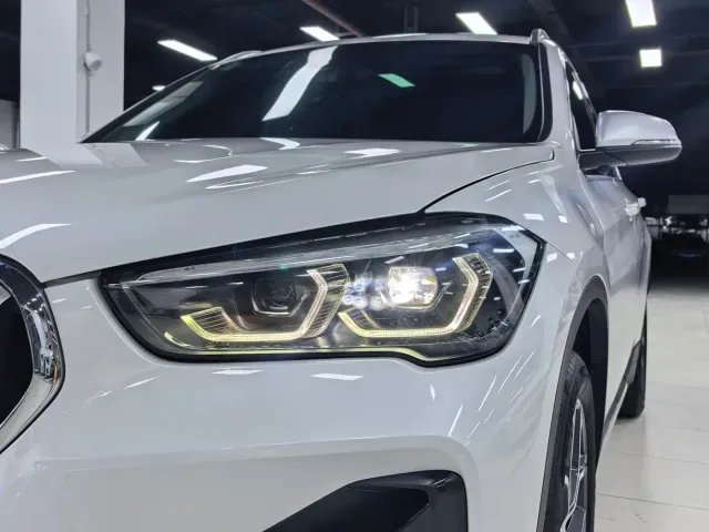 BMW X1 — Фото автомобиля 4