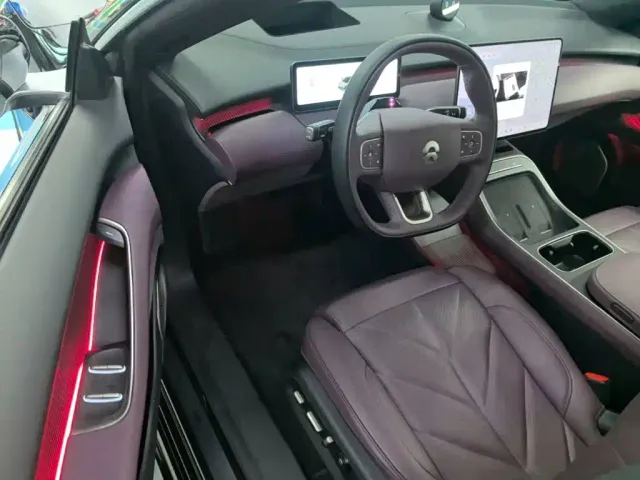 Nio ET5 Touring — Фото автомобиля 15
