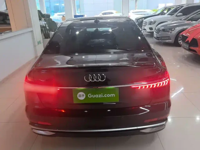 Audi A6L — Фото автомобиля 5