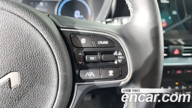 Kia Niro Niro Plus Earth — Фото автомобиля 16
