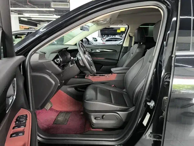 Buick Envision Plus — Фото автомобиля 14