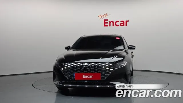 Hyundai Grandeur Grandeur (New) — Фото автомобиля 3