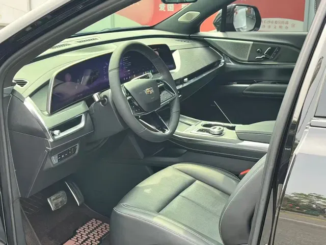 Cadillac XT5 — Фото автомобиля 4