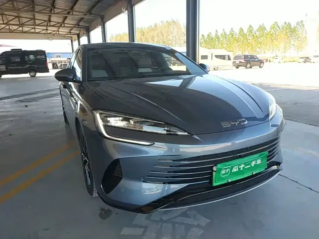 BYD Seal 07 DM-i — Фото автомобиля 3