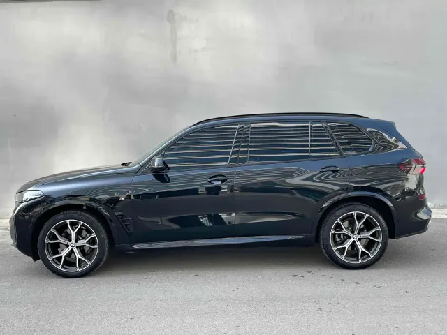 BMW X5 — Фото автомобиля 4