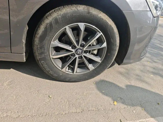 BYD Qin PLUS — Фото автомобиля 25