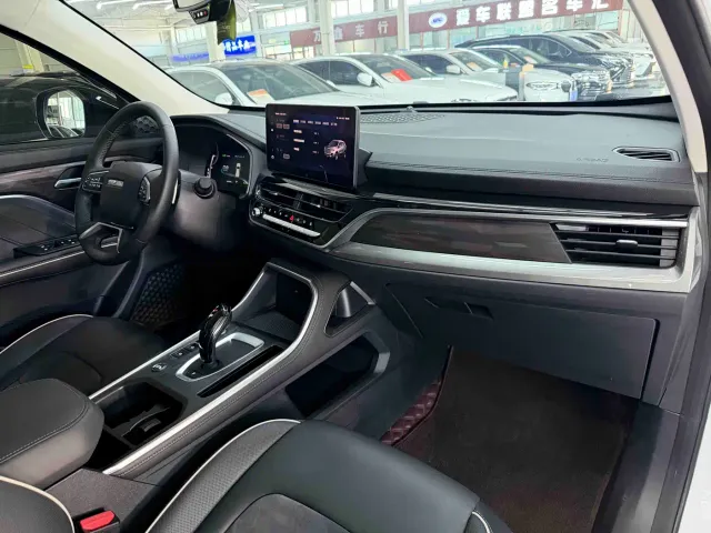 Haval H6 — Фото автомобиля 18