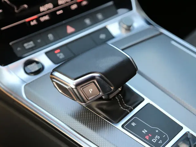 Audi A6L — Фото автомобиля 8