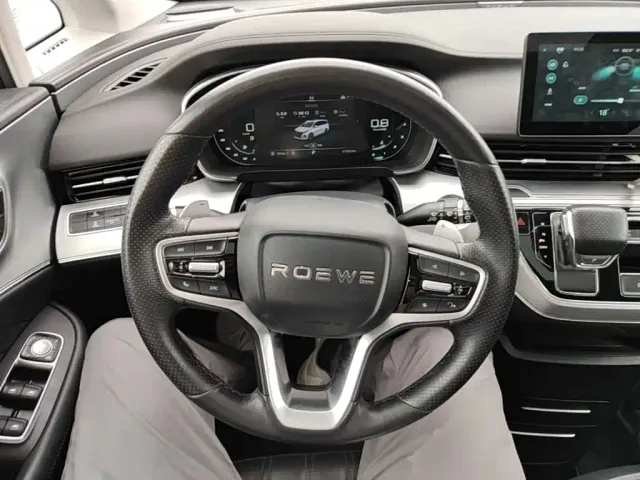 Roewe iMAX8 — Фото автомобиля 10