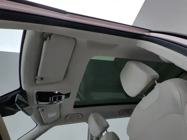 Geely ICON — Фото автомобиля 14