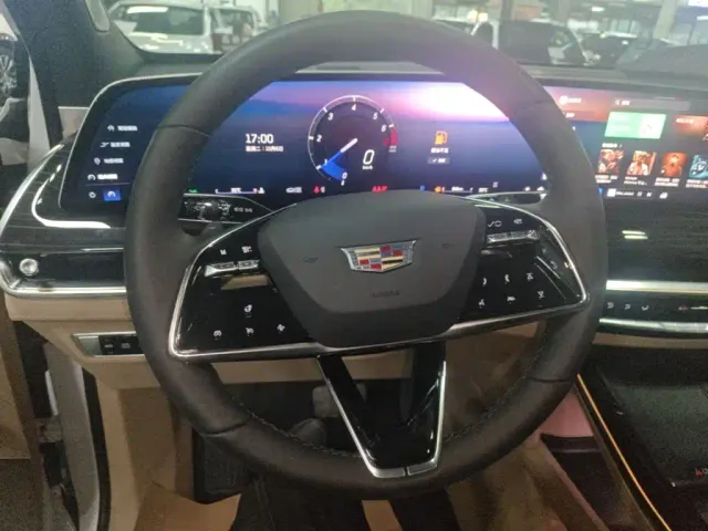 Cadillac XT5 — Фото автомобиля 10