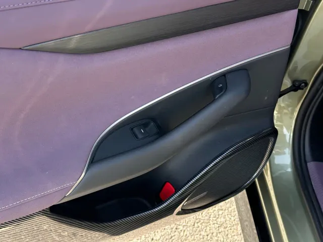 Xiaomi SU7 — Фото автомобиля 23