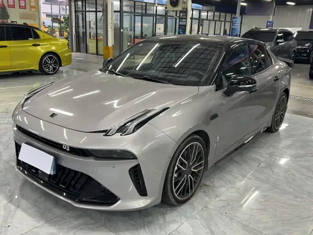 Фотография автомобиля — Lynk & Co 03