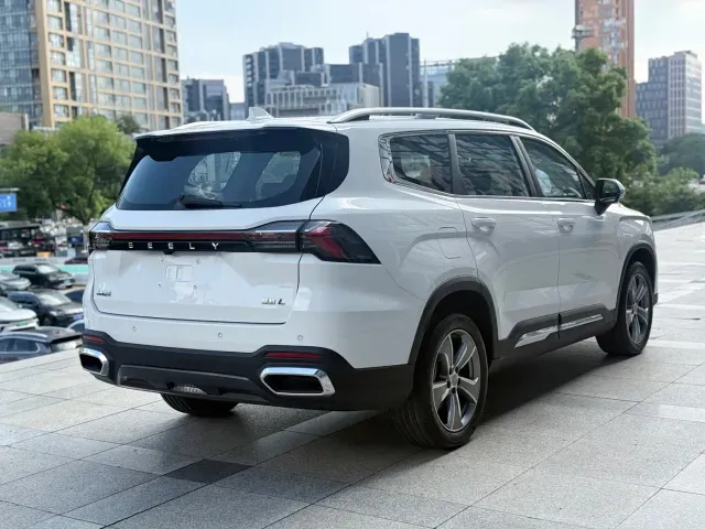 Geely Haoyue L — Фото автомобиля 9
