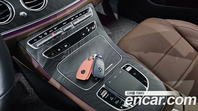 Mercedes-Benz E-Class W213 — Фото автомобиля 25
