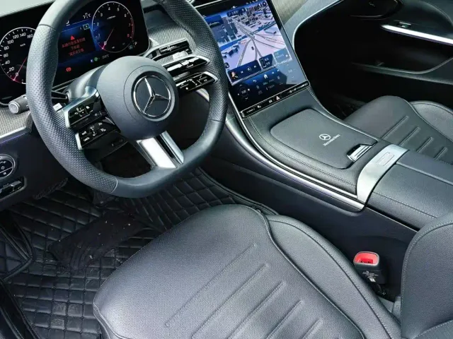 Mercedes-Benz C-Class — Фото автомобиля 6