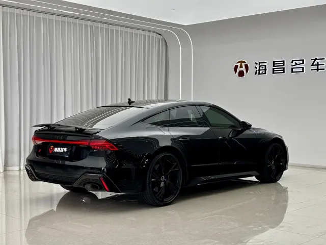 Audi RS 7 — Фото автомобиля 19