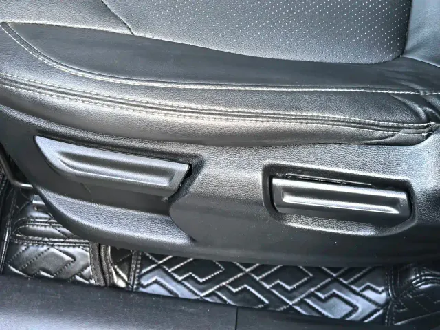 Maxus EUNIQ 5 — Фото автомобиля 20