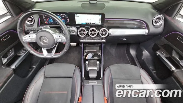 Mercedes-Benz GLB-Class — Фото автомобиля 10