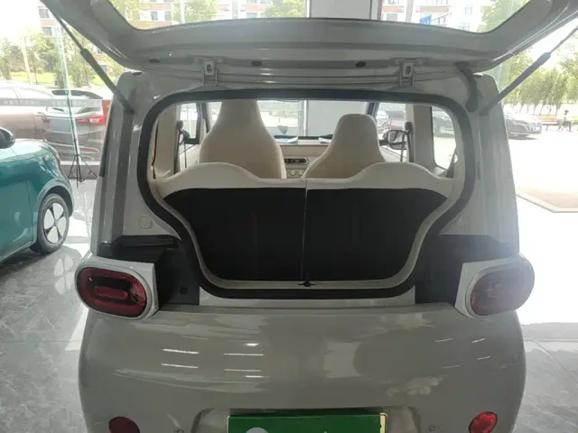 Wuling Hongguang Mini EV — Фото автомобиля 18